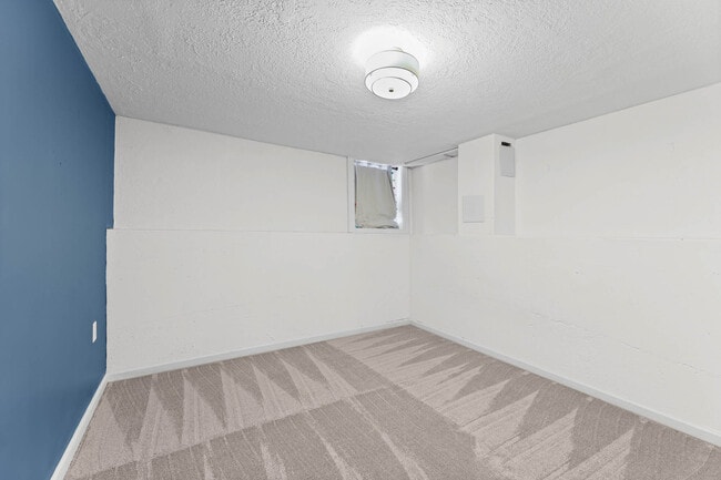 Building Photo - 435 E Coatsville Ave