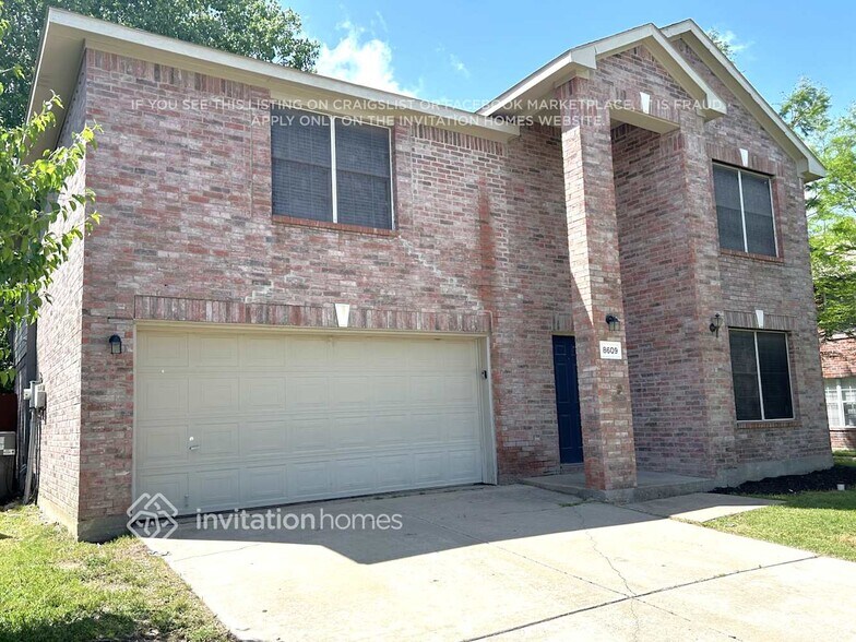 Building Photo - 8609 Chelan Way