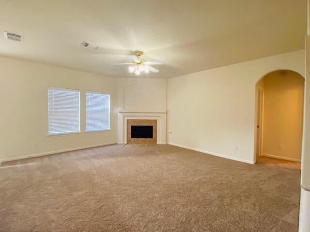 Building Photo - 2018 Running Brook Ln