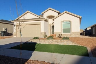 Building Photo - 1208 Golden Summer Pl