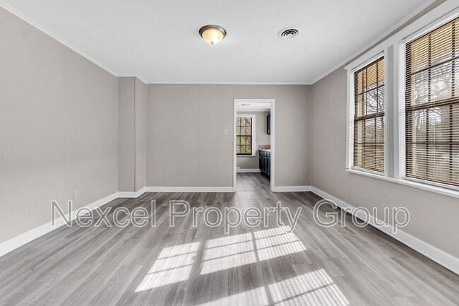 Building Photo - 580 Josephine St