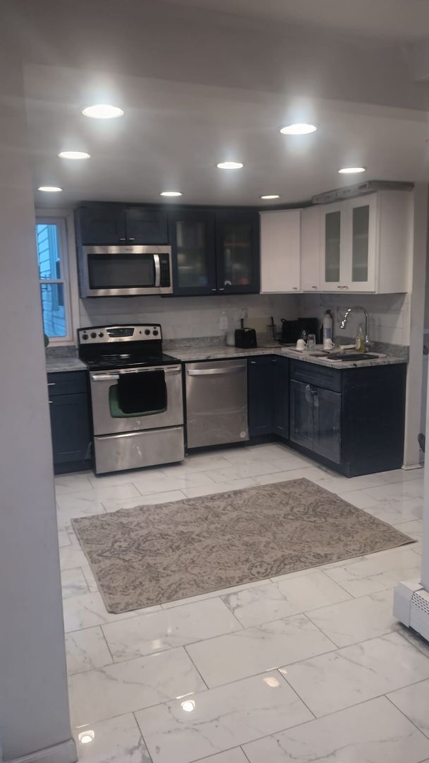 Building Photo - Newly renovated 1-Bd Cambridge - Great Deal