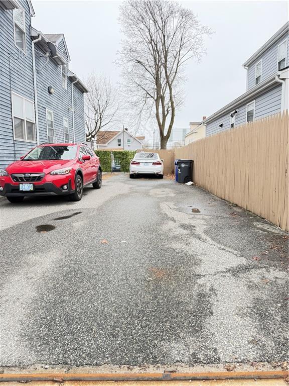 Building Photo - 132 Pavilion Ave