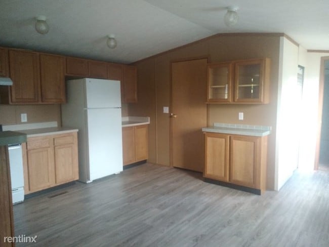 Building Photo - 3 br, 1 bath Mobile Home - 4907 Cambria Rd