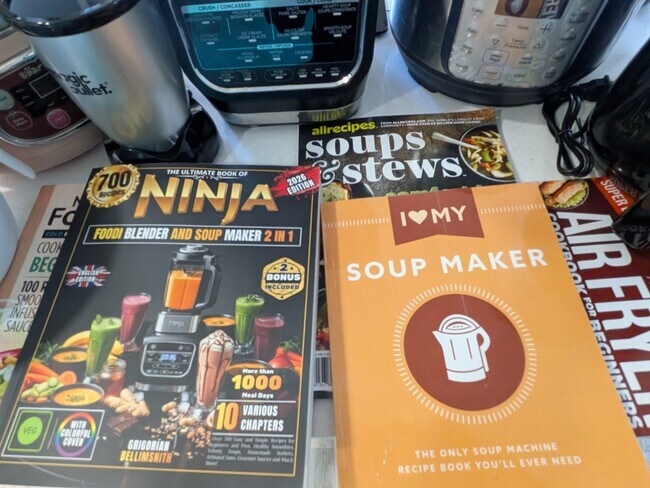 Building Photo - Cornell