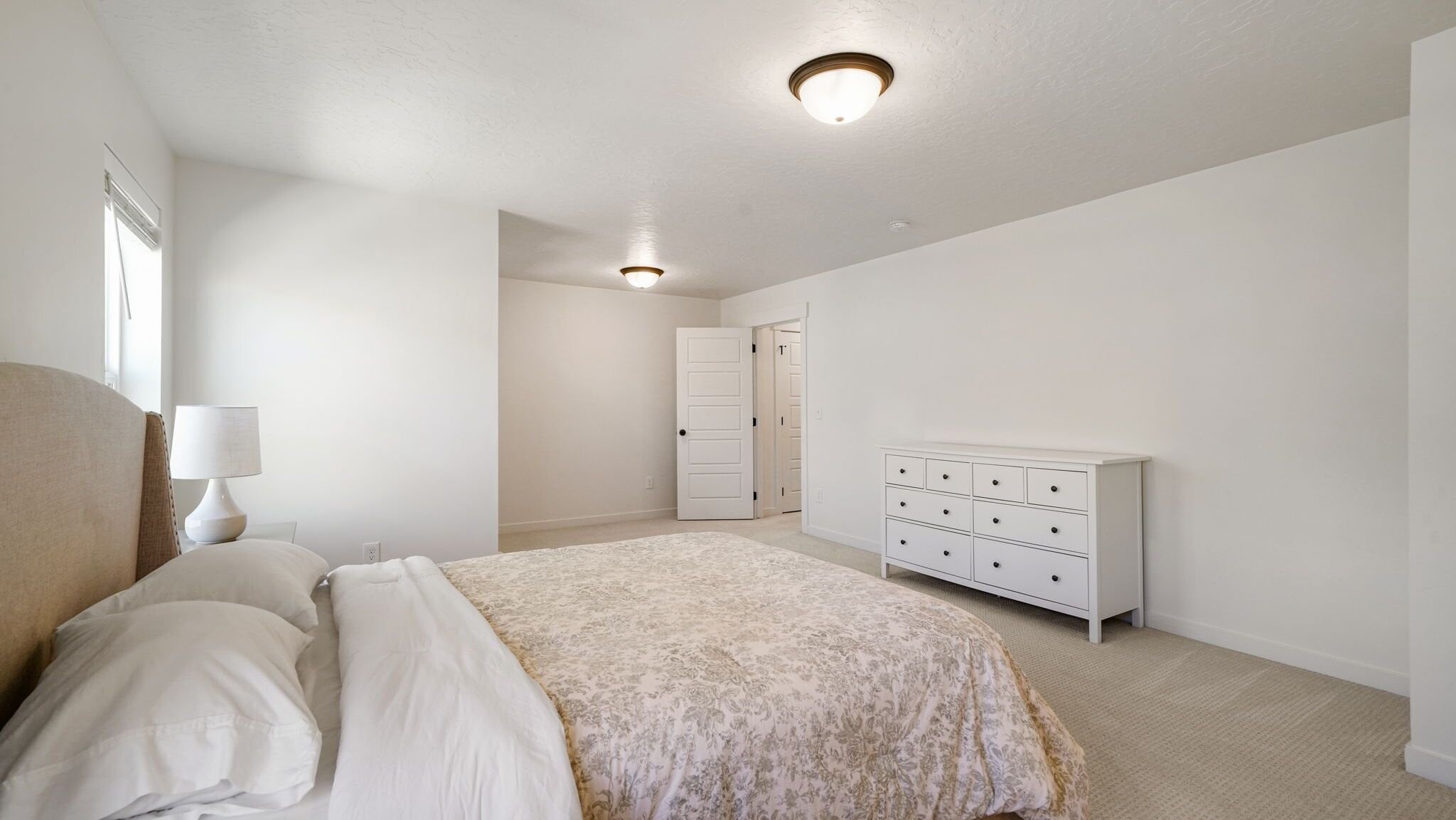 Building Photo - 5105 N Marble Fox Way