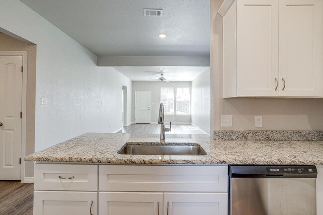 Building Photo - Beautiful Home in a Newly Developed Neighborhood