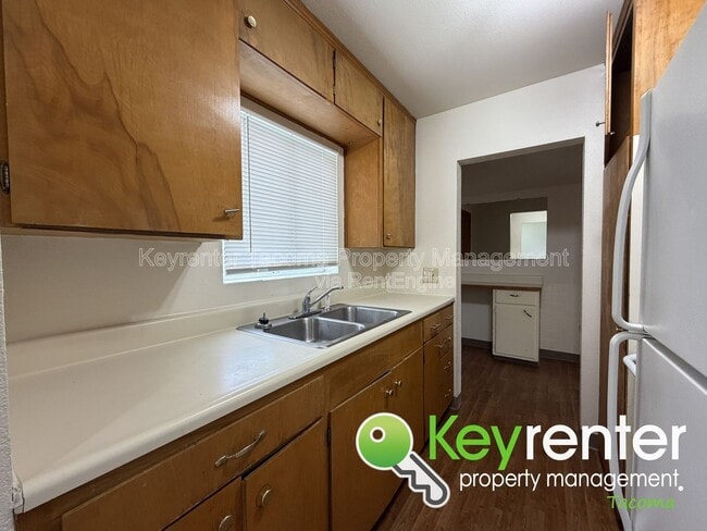 Building Photo - 5720 62nd St W