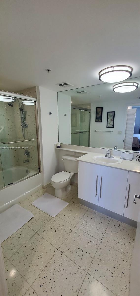 Building Photo - 335 S Biscayne Blvd