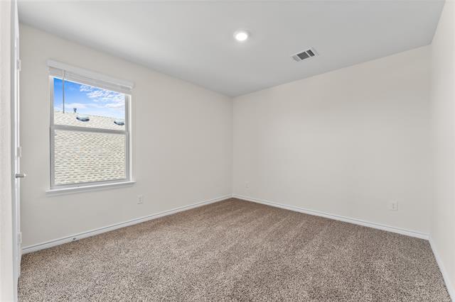 Building Photo - 706 Willow View Way