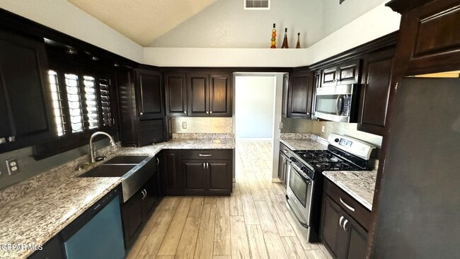 Building Photo - 1753 Gregory Jarvis Dr