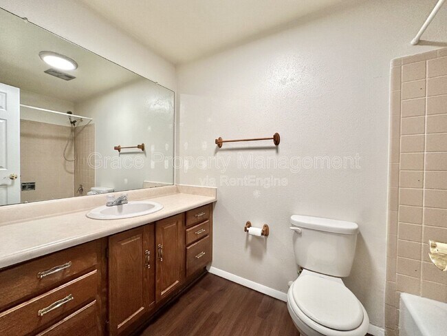 Building Photo - 1762 Ura Ln