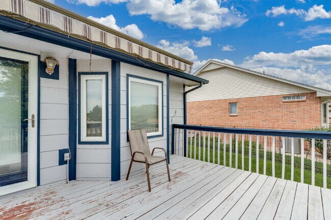 Building Photo - "Spacious 4-Bedroom Retreat with 3 Full Baths in Prime Wichita Location – 2,812 Sq. Ft.!"  Hurry!...