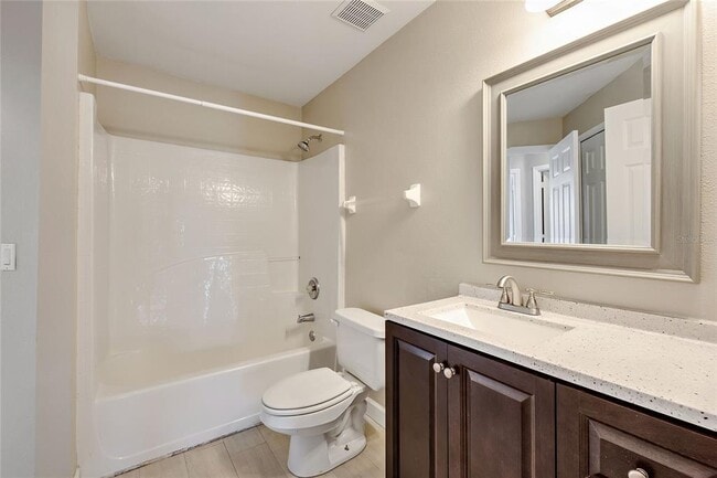 Building Photo - 2301 Paulette Dr