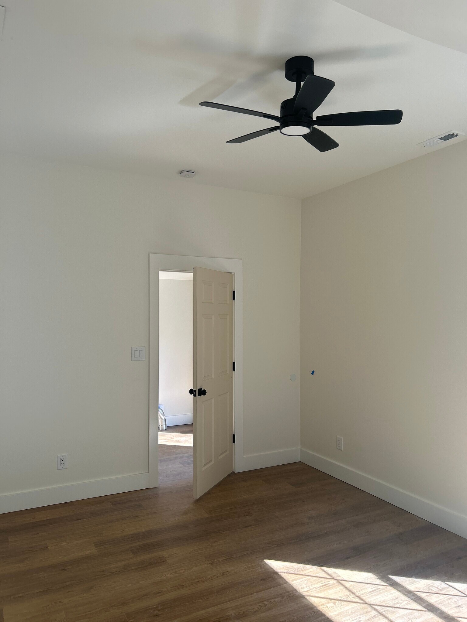 Primary bedroom 3 - 421 High Point Rd