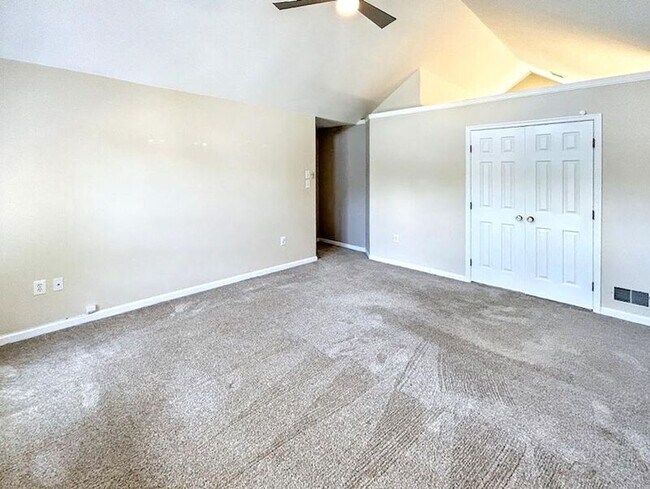 Building Photo - 3704 Thomasson Crossing Dr