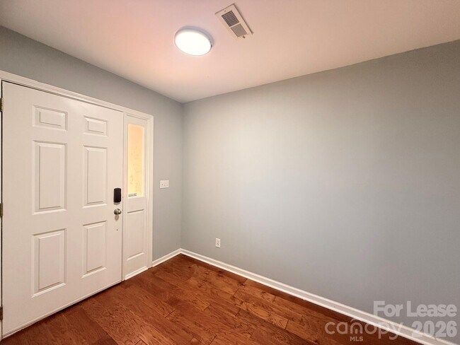 Building Photo - 4014 Racoon Ct