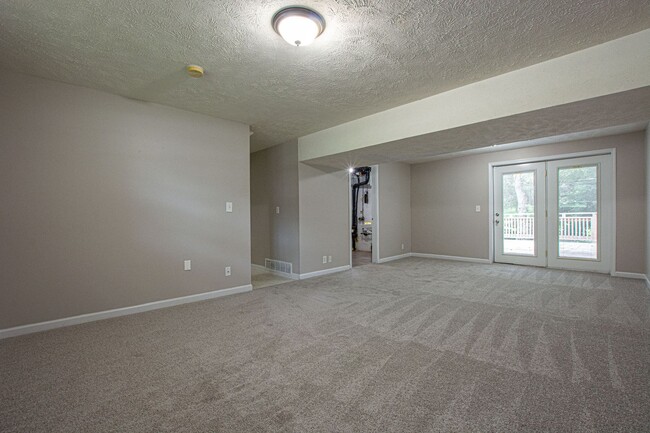 Building Photo - 3 Bedroom / 1.5 Bath in LaVista!!