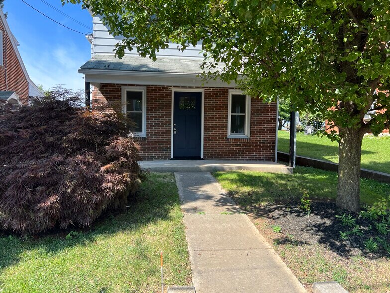 Building Photo - 19326 Longmeadow Rd