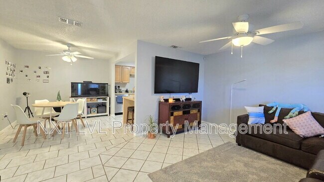 Building Photo - 6146 Principia Dr