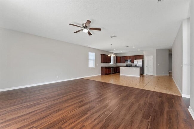 Building Photo - 2756 Mead Ave