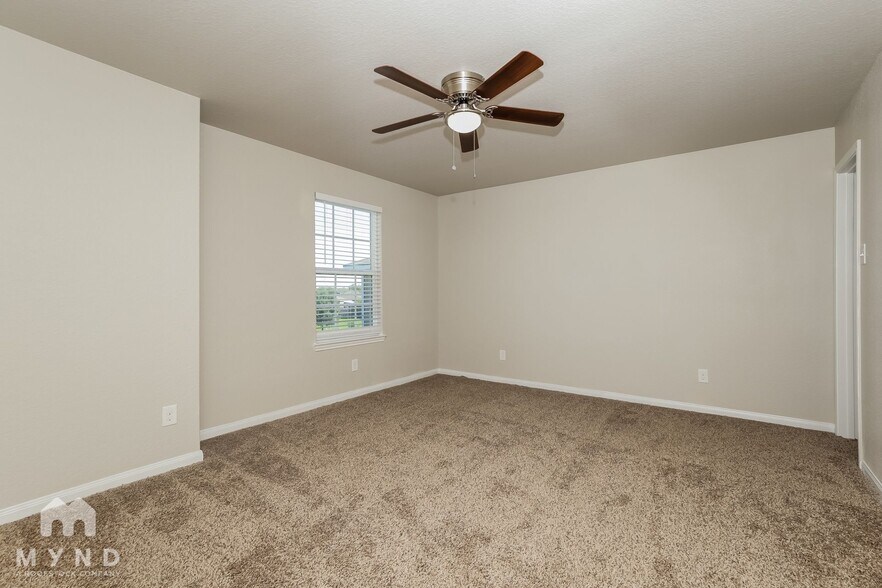 Building Photo - 6030 Southern Vis