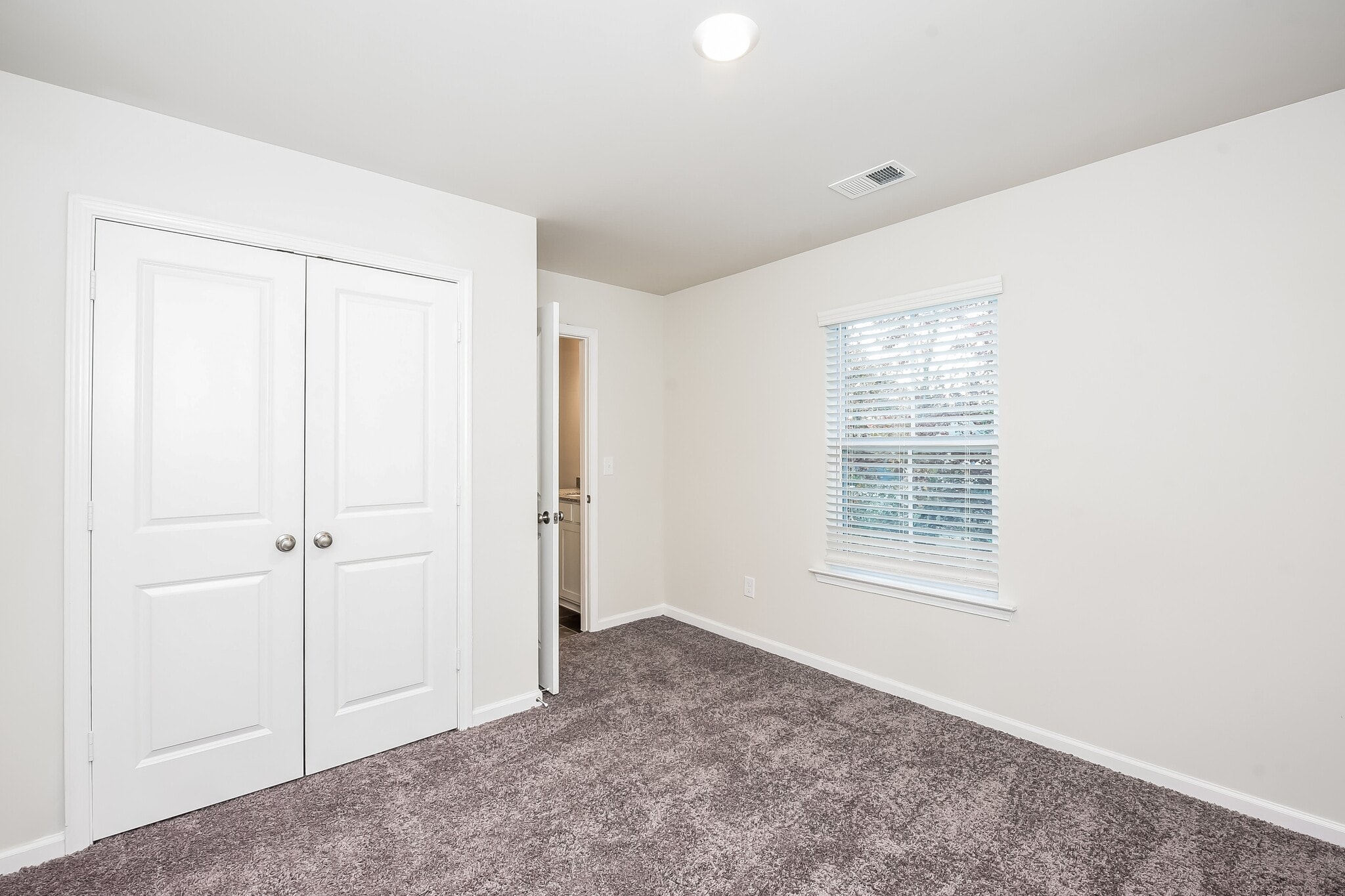 Building Photo - 540 Blue Duck Ln