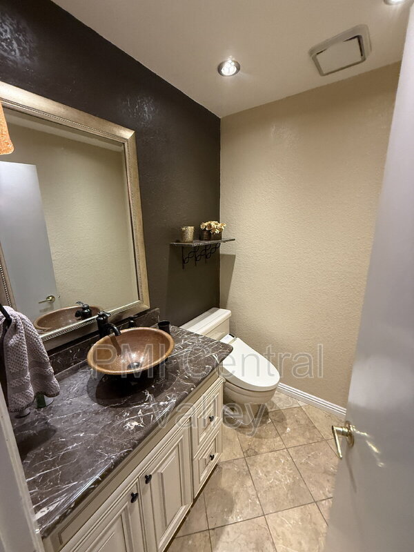 Building Photo - 4427 Ashwood Common