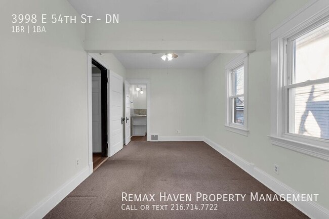 Building Photo - 3998 E 54th St