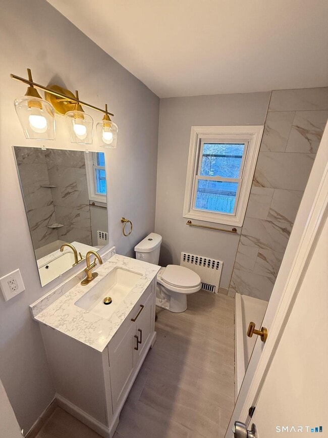 Building Photo - 522 Garfield Ave