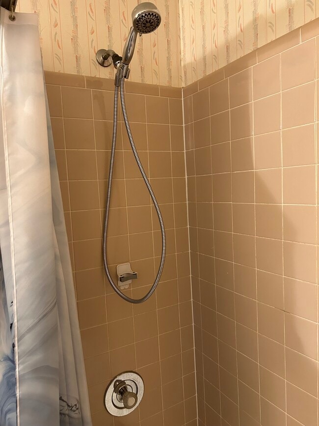 Building Photo - 704 Jayme Rhae Ln