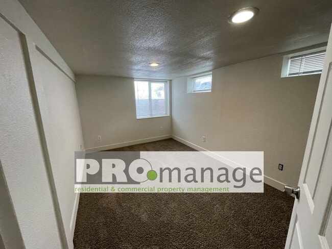 Building Photo - 3 Bed, 2 Bath Single Family Home - Idaho Falls