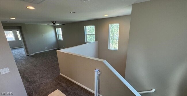 Building Photo - 6387 Ashland Crst St