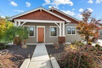 Building Photo - Gorgeous 2 bed, 2 bath home in Lincoln, CA