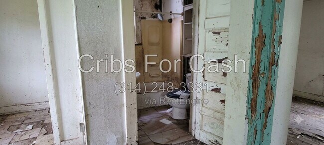 Building Photo - 5257 Alcott Ave