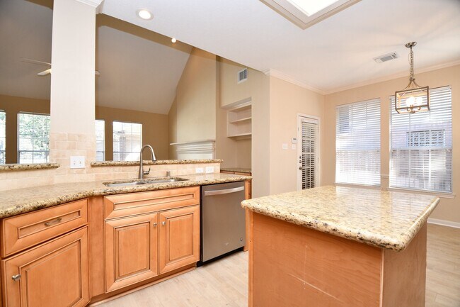 Building Photo - 5322 Pebble Way Ln