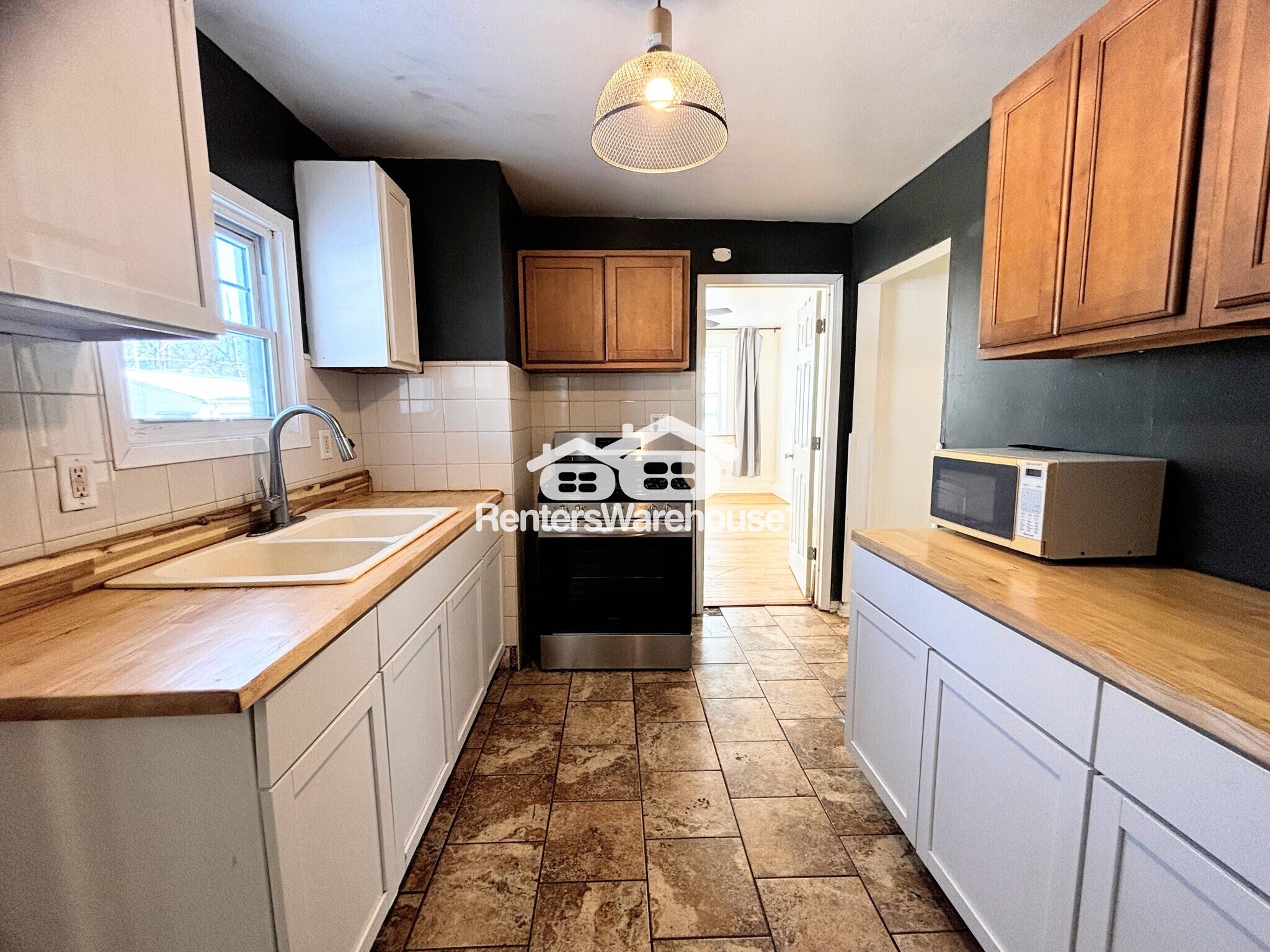 Building Photo - 1171 21st St