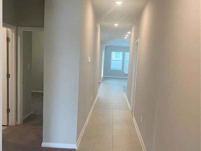 Building Photo - 14408 Castleford Dr