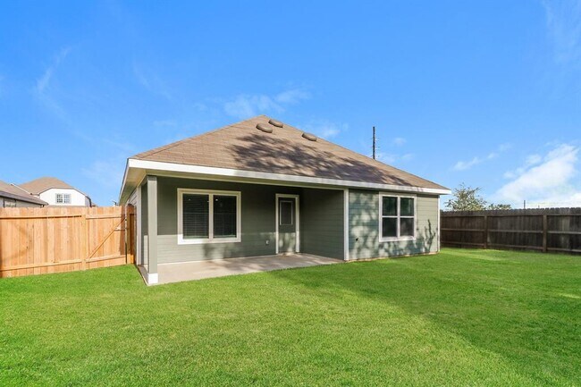 Building Photo - 5622 Briana Dee Dr