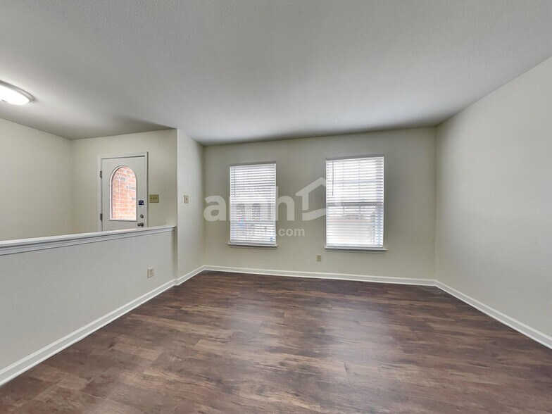 Building Photo - 9508 Weston Woods Ln