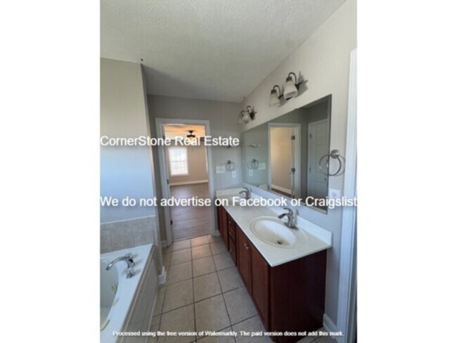 Building Photo - 1516 Timberrock Ct