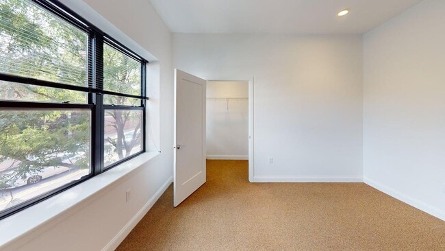 Floorplan - Ten Front