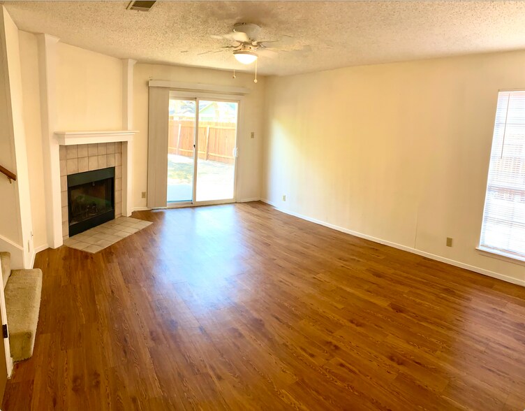 Building Photo - 8000 Tuscarora Trl