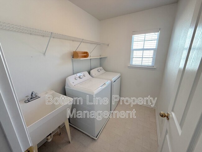 Building Photo - 13518 Quiet Stream Ct