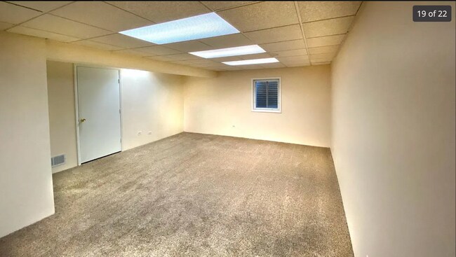 Building Photo - 353 Ashwood Ct