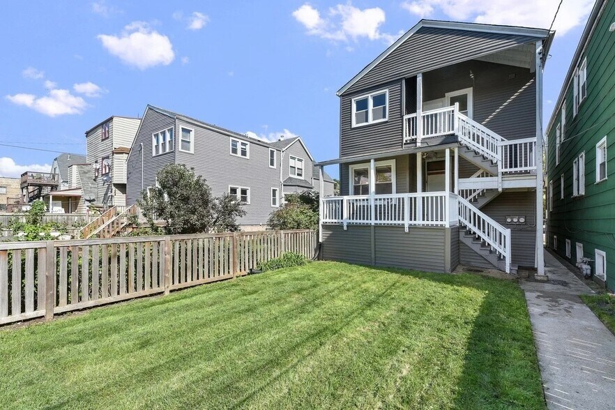 Building Photo - 2516 N Central Park Ave