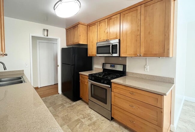 Building Photo - 519 Drucilla Dr