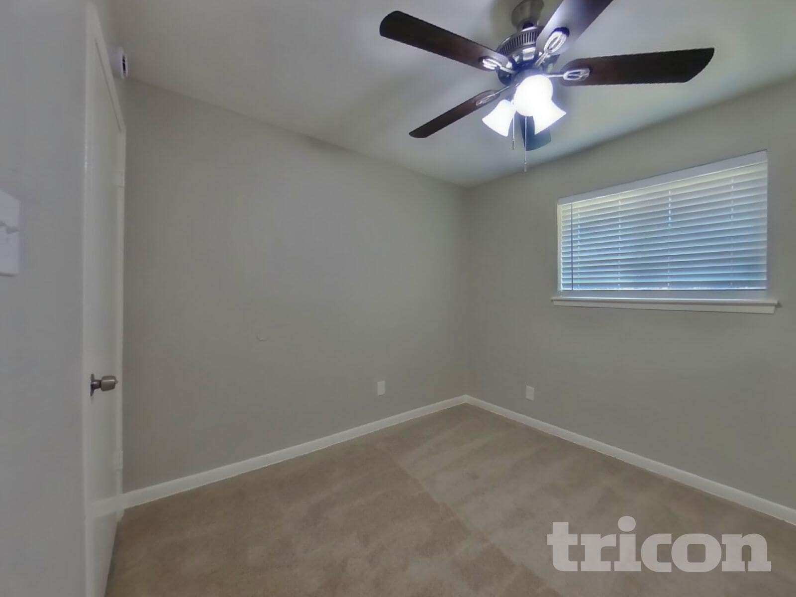 Building Photo - 11054 Spottswood Dr