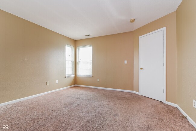 Building Photo - 4206 Village Trace Blvd