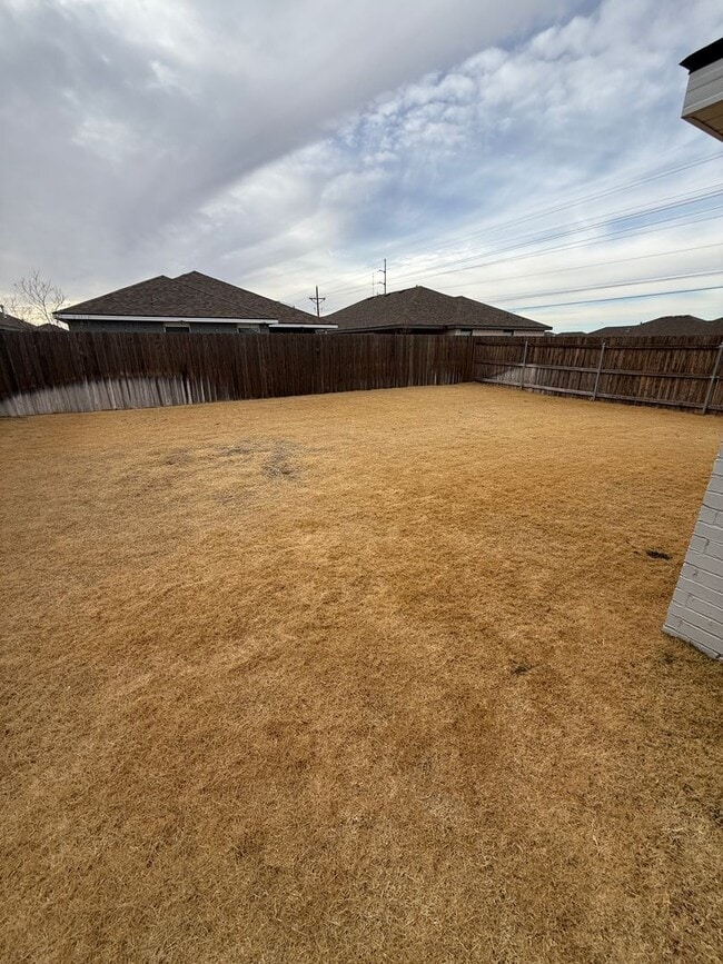 Building Photo - Available NOW! 3/2/2 in Friendship ISD